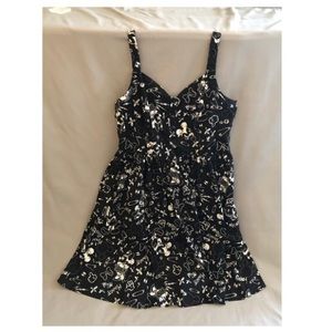 🎊Mickey & Minnie Mouse Black and White Dress